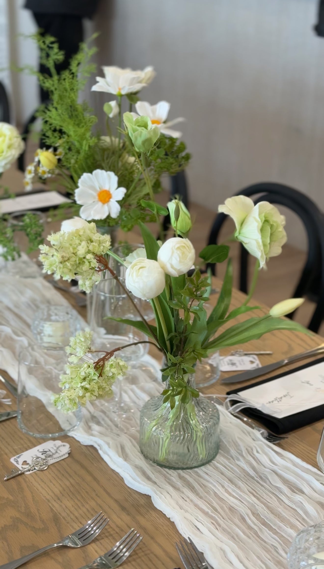 The Old Hollywood Tabletop Floral Package