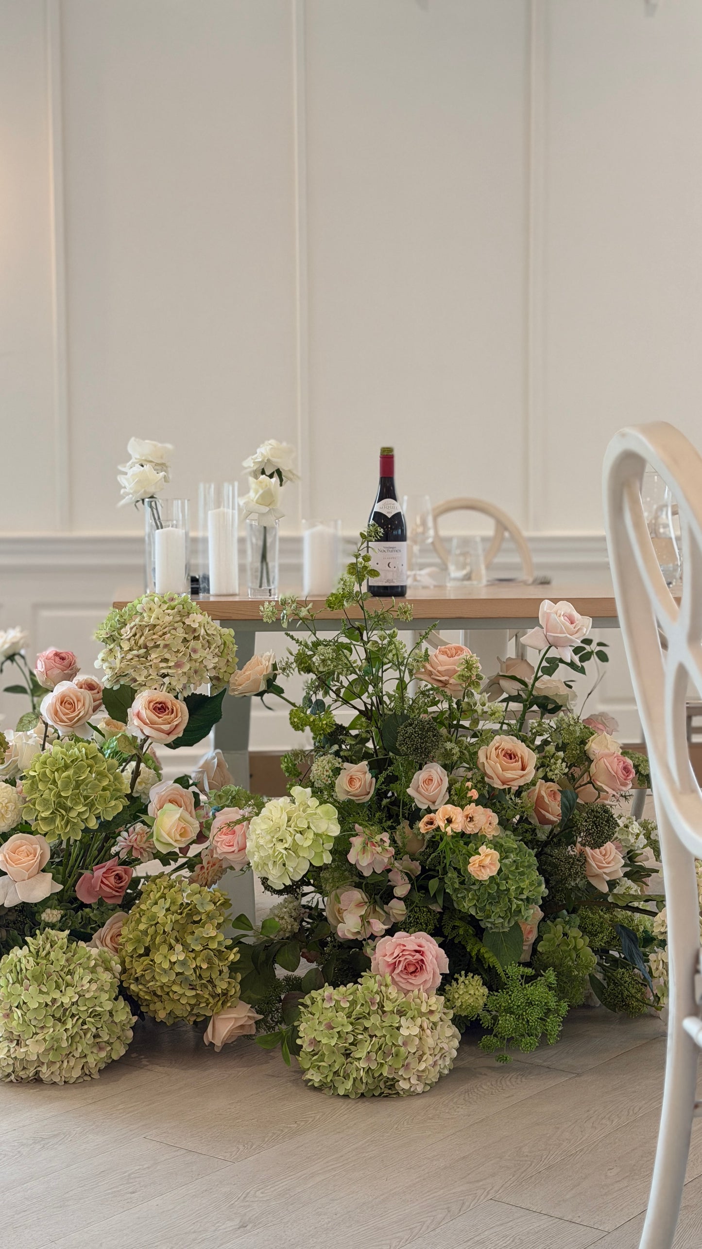 The Peach and Blush Aisle