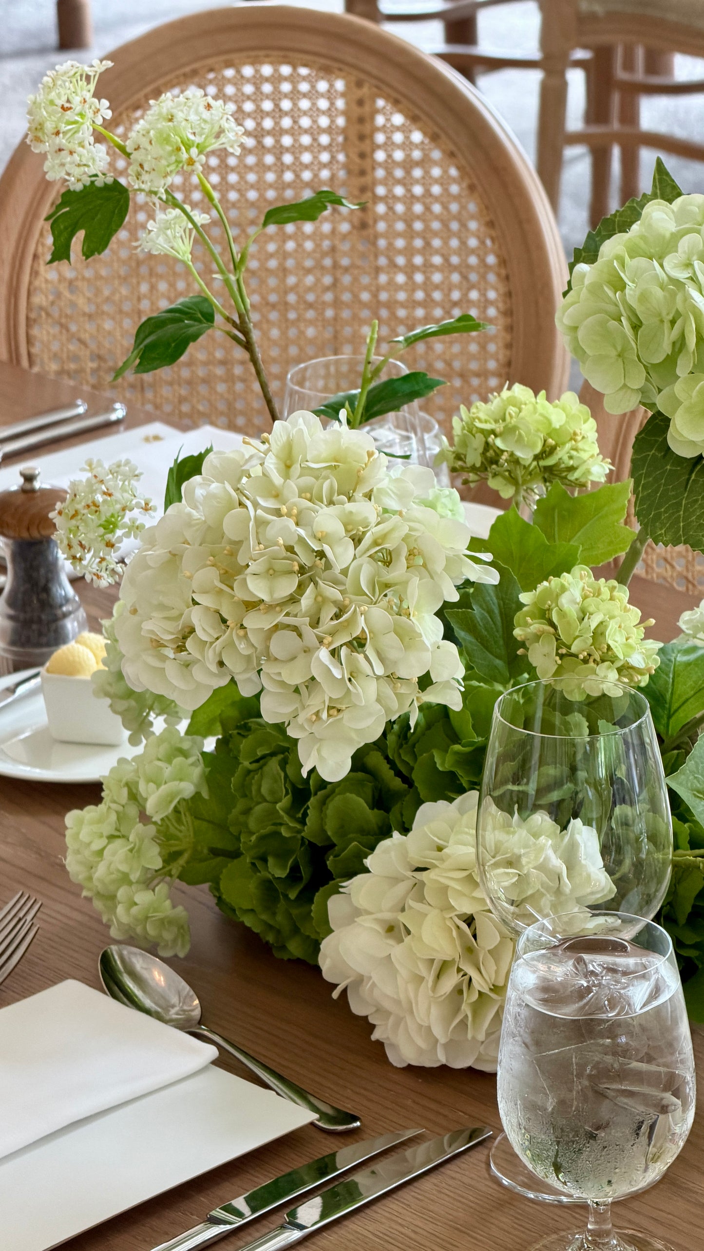 The Hydrangea Clusters Tabletop Packages