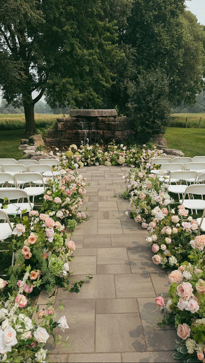 The Peach and Blush Aisle