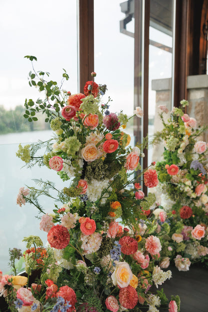 The Sunburst GROUNDED Arch Pillars (NEW)