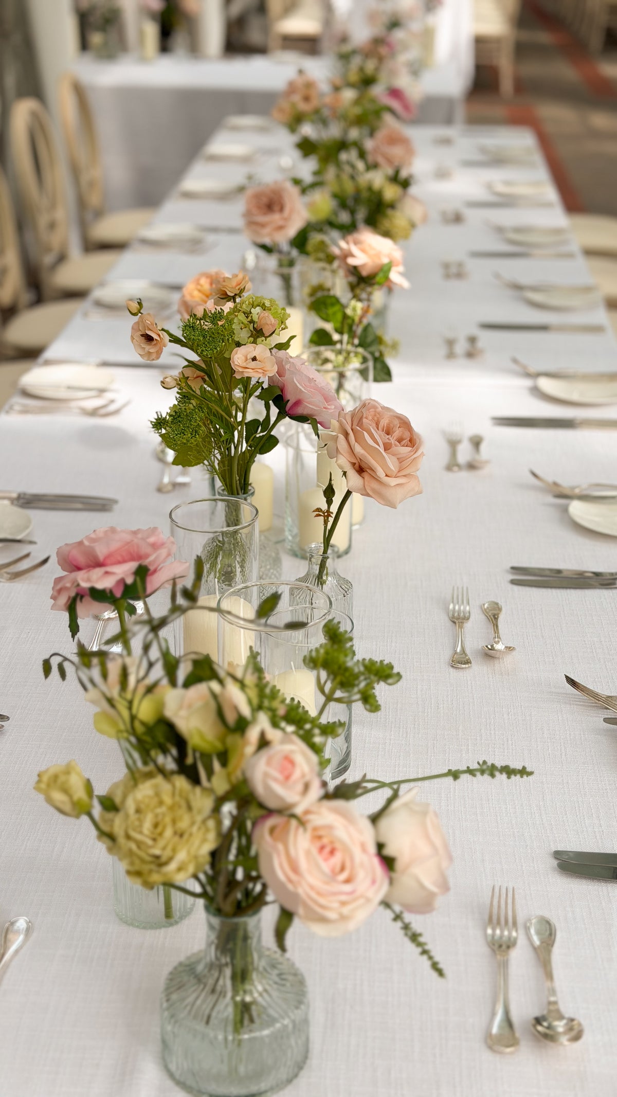 The Peach + Blush Garden Bud Vase Tabletop Package